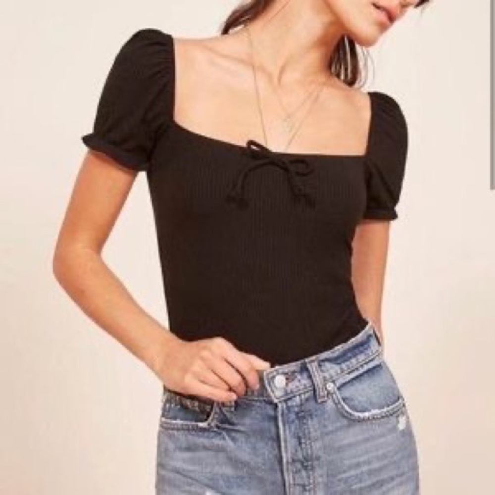 Lydia reformation black top puffy sleeves  XS